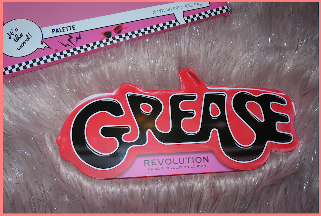 review: grease x revolution (it’s the word shadow palette)