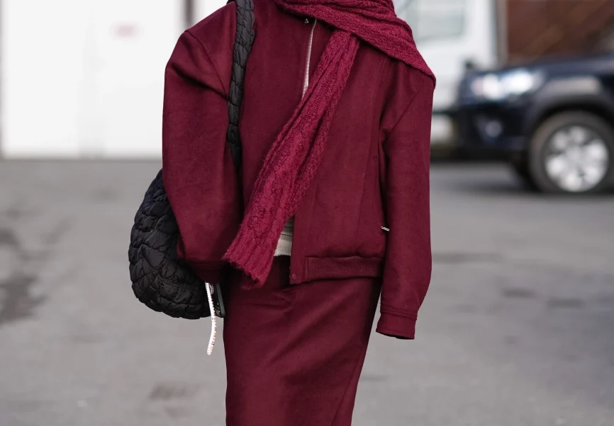 Cozy Winter Warm Makeup Ideas to Match Comfortable Outfits