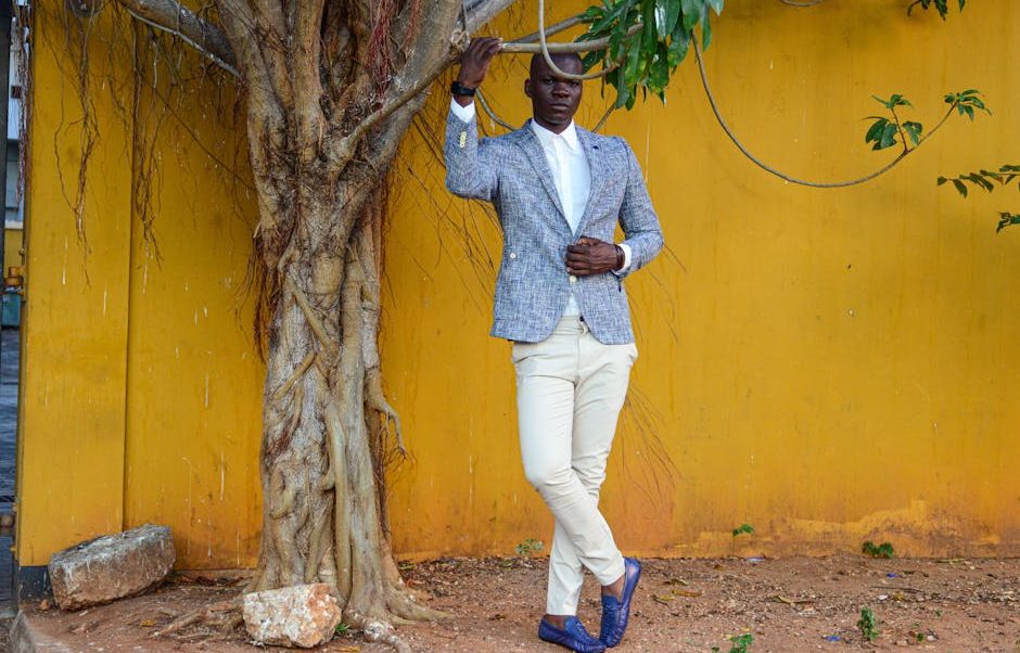 Best Blazer Designs for Weddings 2024: Professional Style and Fit Guide