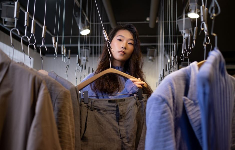 How to Choose the Right Belt to Cinch Your Waist and Elevate Your Outfit How to Choose the Right Belt to Cinch Your Waist and Elevate Your Outfit