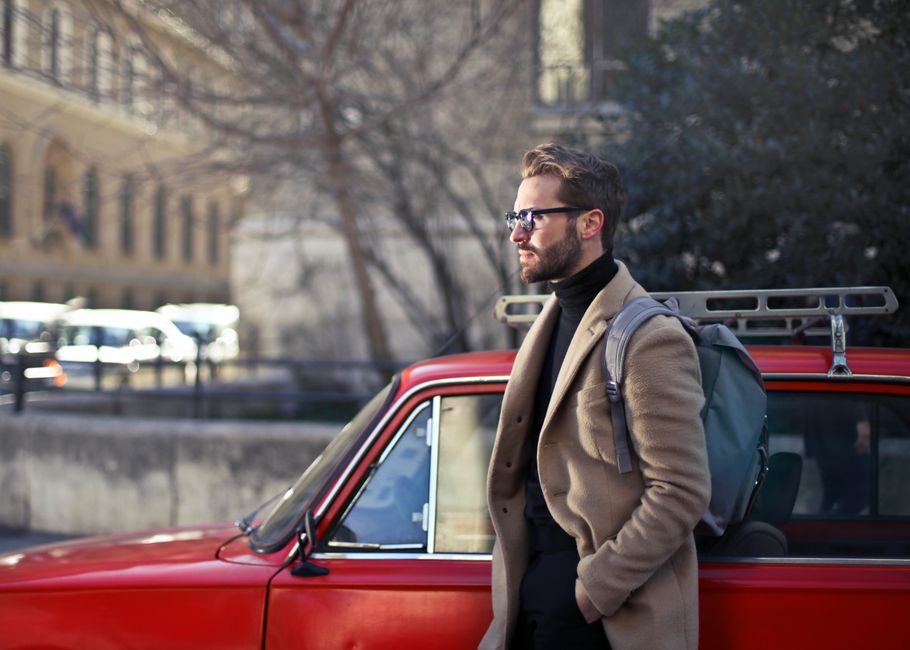 Oversized Blazer Streetwear Styling: 5 Rules That Actually Work (2026) Oversized Blazer Streetwear Styling: 5 Rules That Actually Work (2026)